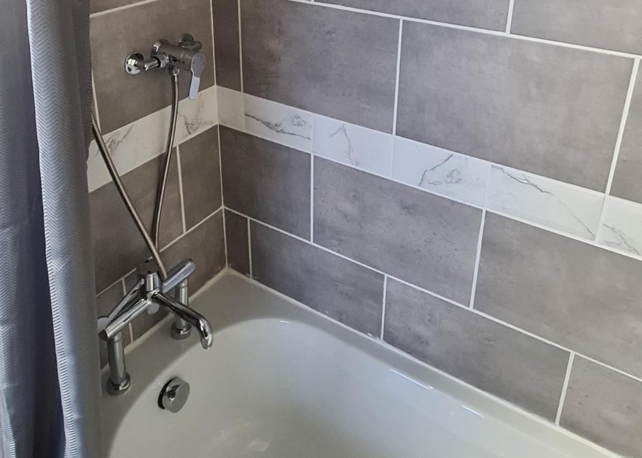 Inviting 1-Bed Apartment In Campbeltown Loch Views Extérieur photo